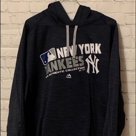 majestic yankees hoodie